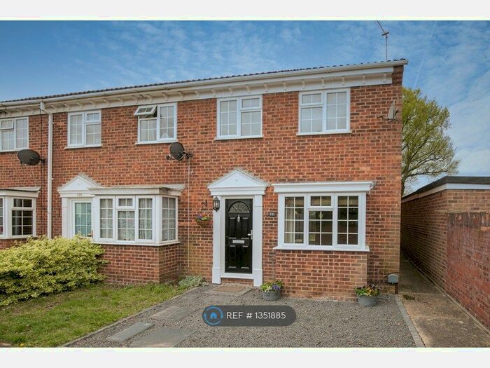 3 Bedroom End Of Terrace House To Rent In Arethusa Way, Bisley, Woking, GU24