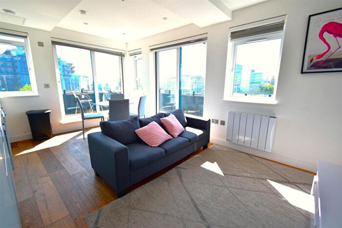 2 Bedroom Apartment To Rent In Abbey House, Stoke Road, SL2