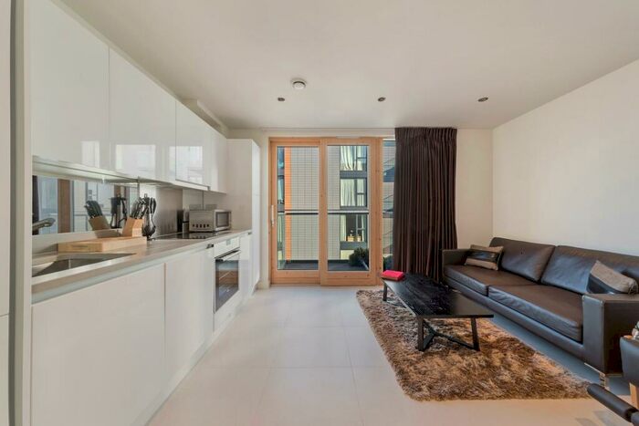 Apartment To Rent In Cordage House, Wapping Lane, E1W