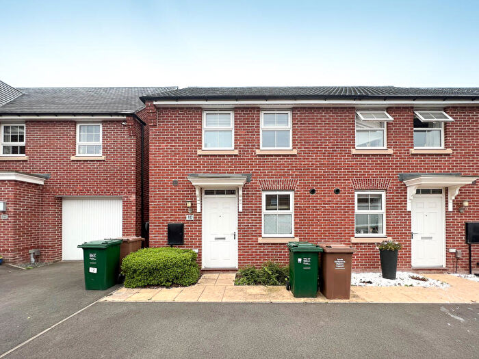 3 Bedroom Semi-Detached House To Rent In Danby Road, Littleover, DE23