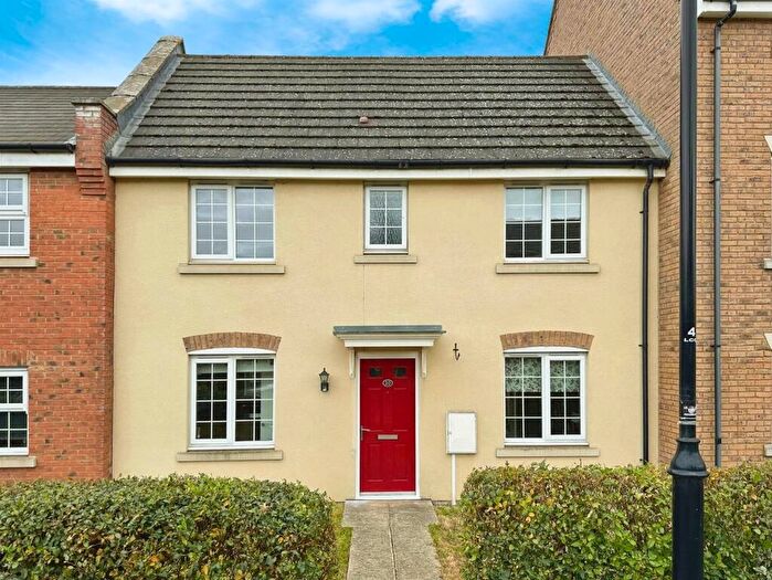3 Bedroom Town House To Rent In The Gables, Bourne, PE10