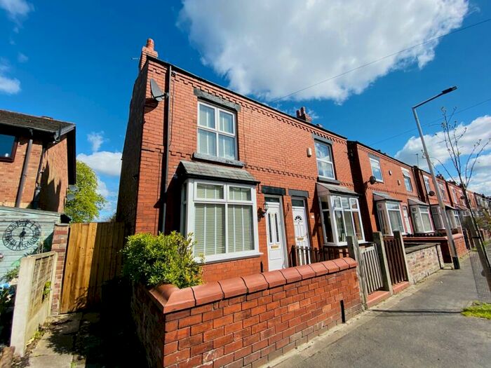 2 Bedroom Semi-Detached House To Rent In Beech Road, Stockport, SK3
