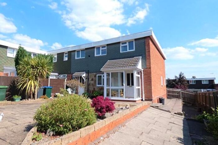 3 Bedroom Semi-Detached House To Rent In Glendene Drive, Great Barr, Birmingham, B43