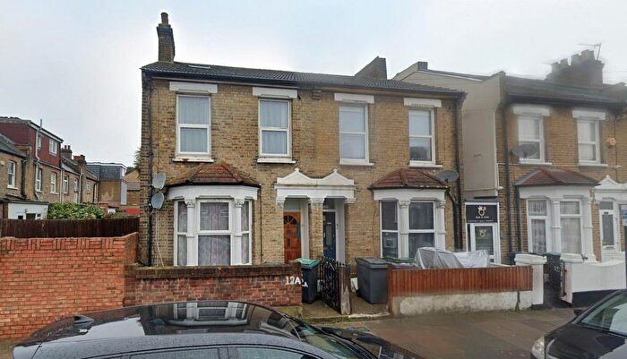 2 Bedroom Property To Rent In Denmark Street, London, N17