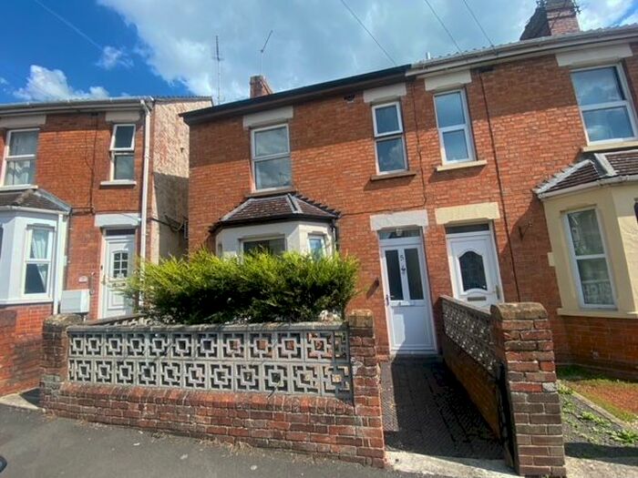 2 Bedroom End Of Terrace House To Rent In Orchard Street, Yeovil, BA20