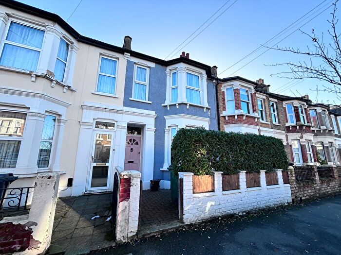 2 Bedroom Maisonette To Rent In Claude Road, London, E10