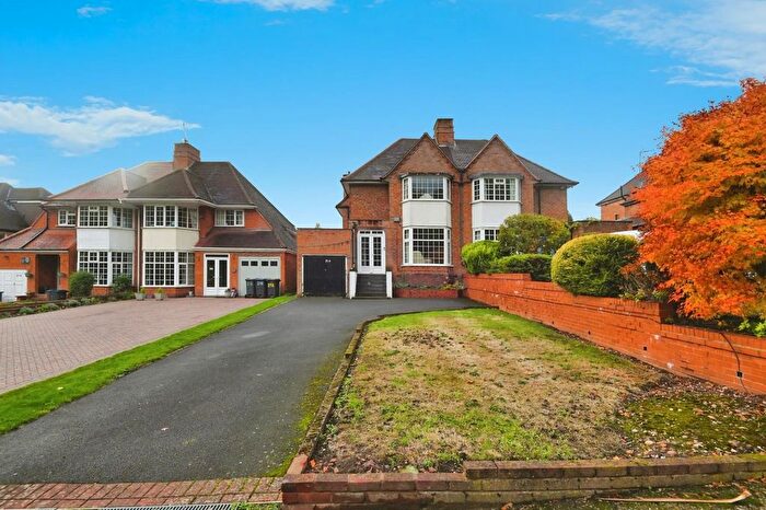 3 Bedroom Semi Detached House For Sale In Chester Road North, Sutton Coldfield, B73