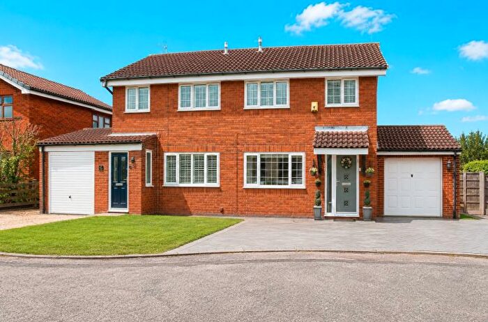 3 Bedroom Semi Detached House For Sale In Muirfield Close, Warrington, WA2