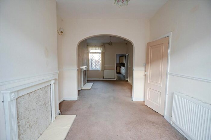 3 Bedroom Terraced House For Sale In Daubney Street, Cleethorpes, N E Lincolnshire, DN35