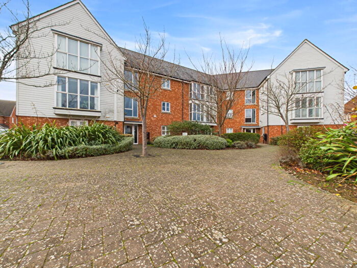 1 Bedroom Apartment To Rent In Glimmer Way, Wainscott, Rochester, ME3