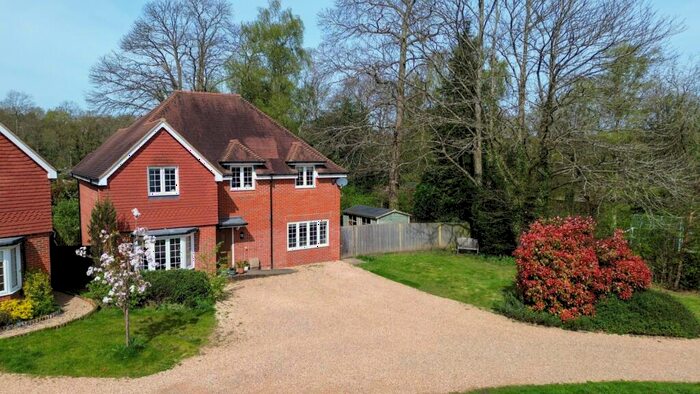 4 Bedroom Detached House For Sale In Nightingale Close, Witley, Godalming, Surrey, GU8