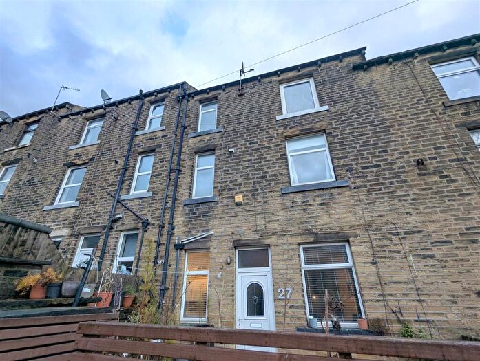 2 Bedroom Terraced House For Sale In Copley Avenue, Halifax, HX2