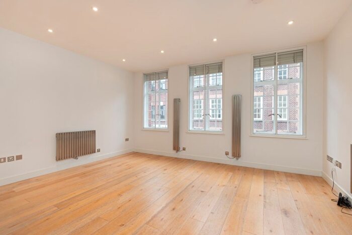1 Bedroom Flat To Rent In Berwick Street, London, W1F
