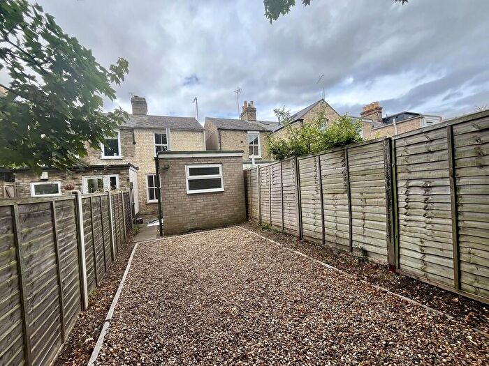 2 Bedroom End Of Terrace House To Rent In York Street, Cambridge, CB1
