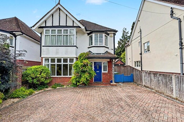 3 Bedroom Detached House For Sale In Banister Park, SO15