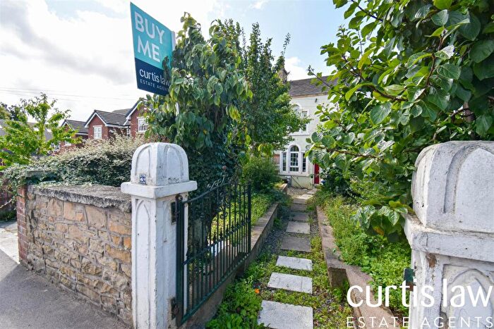 4 Bedroom Cottage For Sale In Roman Road, Blackburn, BB1