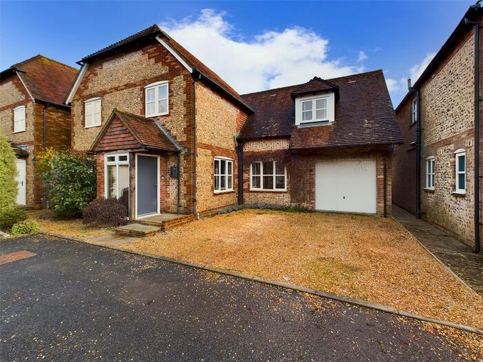 5 Bedroom Detached House For Sale In Boyneswood Road, Medstead, Hampshire, GU34