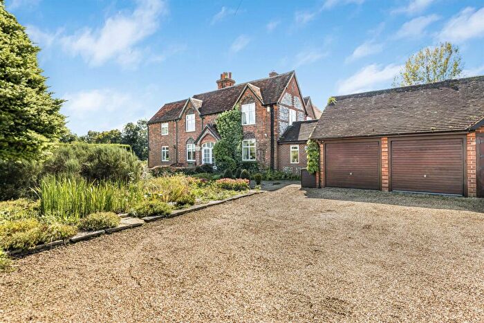 5 Bedroom Semi-Detached House For Sale In Henley On Thames, RG9