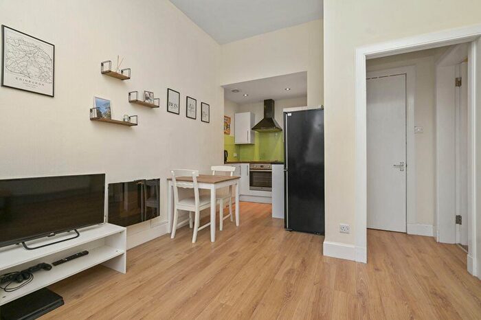 1 Bedroom Flat For Sale In (flat ) Bryson Road, Polwarth, Edinburgh, EH11