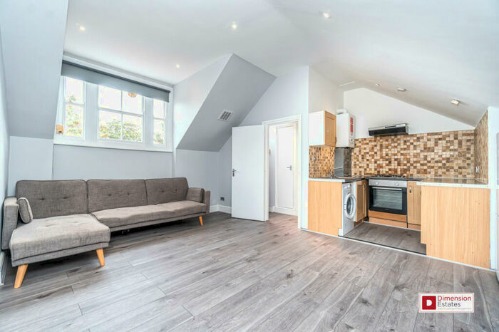 1 Bedroom Flat To Rent In Newick Road, Lower Clapton, Hackney, E5