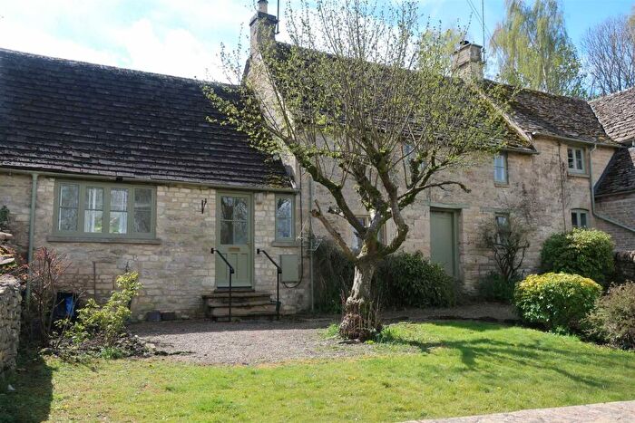 2 Bedroom Cottage To Rent In Minnow Lane, Little Barrington, OX18