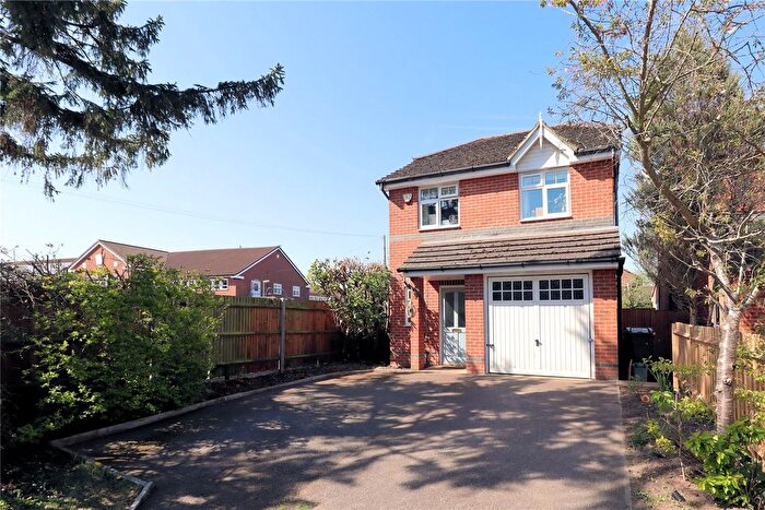 3 Bedroom Detached House For Sale In Westfield, Woking, Surrey, GU22
