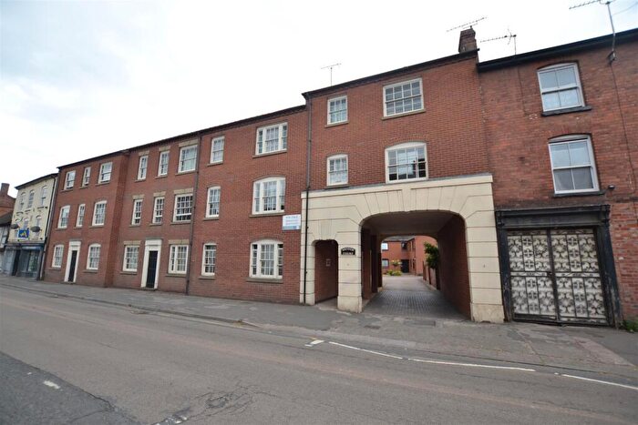 1 Bedroom Apartment For Sale In Bridge Court, Leominster, HR6