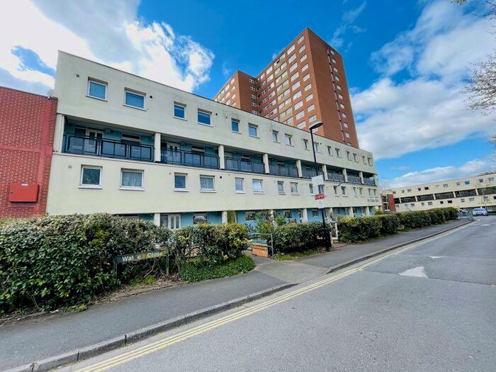 2 Bedroom Maisonette To Rent In Walker Close, Easton, BS5