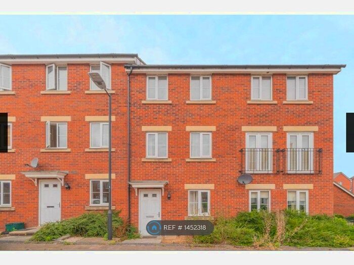 4 Bedroom Terraced House To Rent In Beatrix Place, Horfield, Bristol, BS7