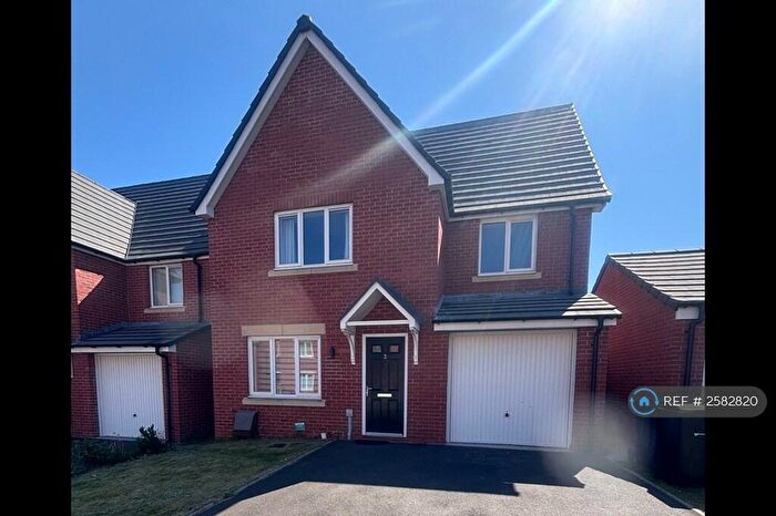 4 Bedroom Detached House To Rent In Heroes Drive, Birmingham, B29