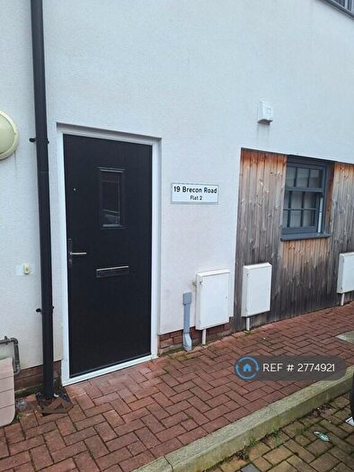 1 Bedroom Flat To Rent In Brecon Road, Abergavenny, NP7