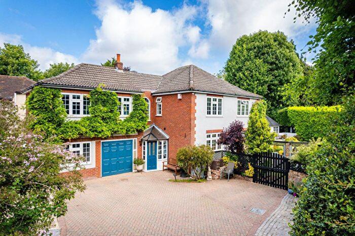 5 Bedroom Detached House For Sale In Chaldon Common Road, Chaldon, CR3