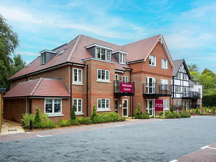 2 Bedroom Retirement Property For Sale In Charrington Lodge, Oxted, RH8
