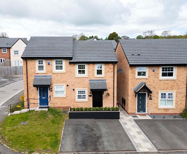 2 Bedroom Semi-Detached House For Sale In Tan Yard Court, Longridge, Lancs, PR3