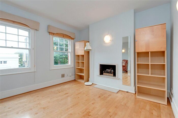 1 Bedroom Apartment To Rent In Downshire Hill, Hampstead, London, NW3