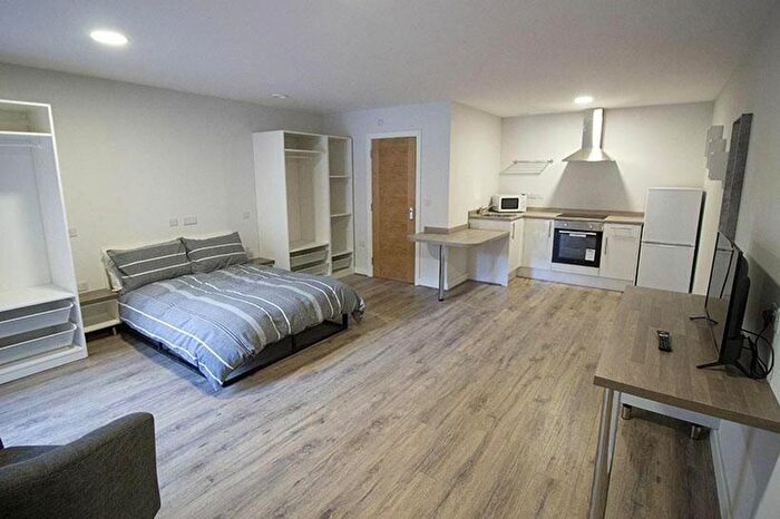 1 Bedroom Flat To Rent In Clare Street, Nottingham, NG1