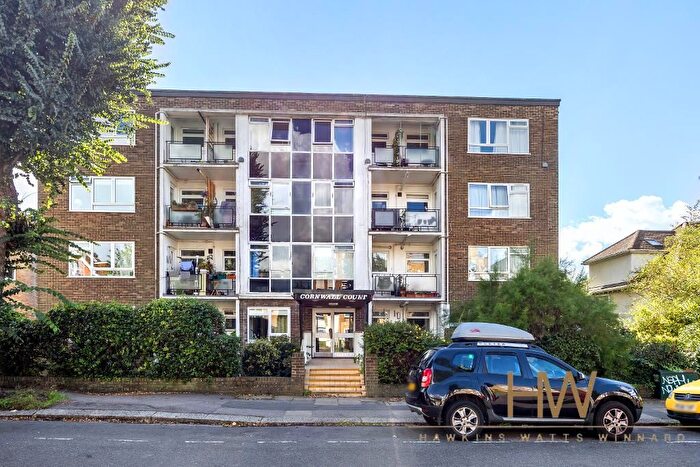 1 Bedroom Flat For Sale In Cornwall Court, Wilbury Avenue, Hove, BN3