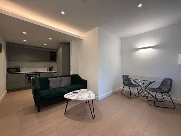 Studio To Rent In Harlequin Avenue, Brentford, TW8