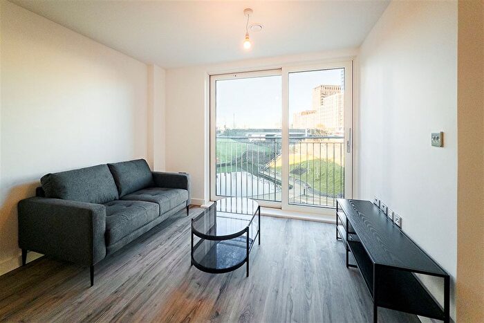 1 Bedroom Flat To Rent In The Railings, Middlewood Locks, M5