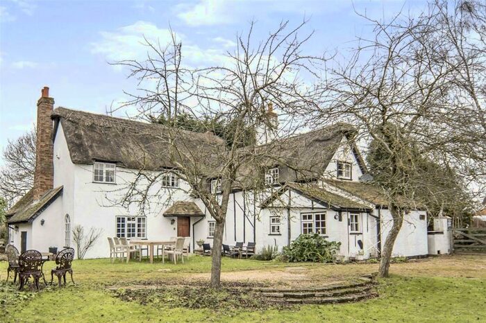 4 Bedroom Detached House For Sale In Nagshead Lane, Wyboston, Bedford, MK44