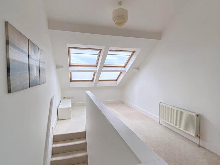 1 Bedroom Duplex To Rent In Artizan Road, Northampton, Northamptonshire, NN1