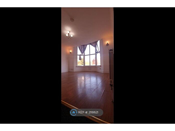 Studio To Rent In Gillott Road, Birmingham, B16