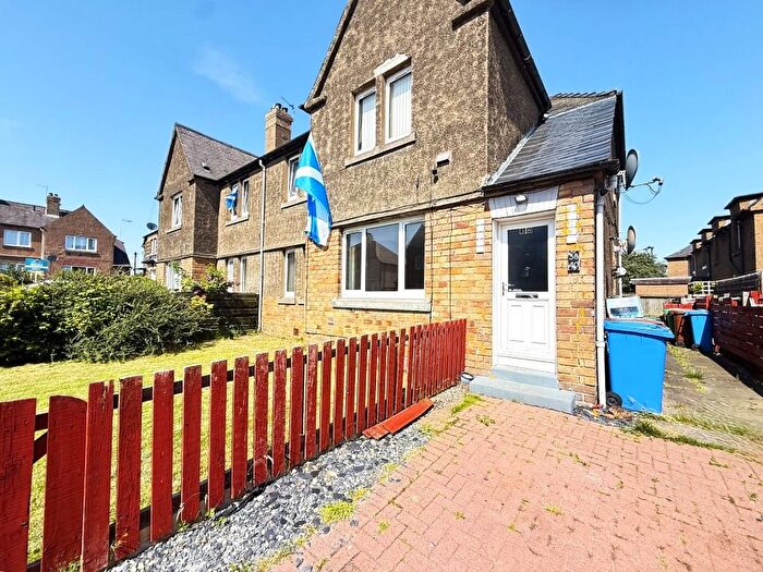2 Bedroom Flat To Rent In Wemyss Street, Rosyth, Fife, KY11