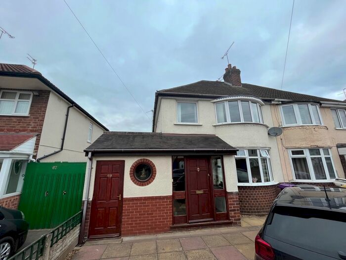 3 Bedroom Property To Rent In Winchester Road, Wolverhampton, WV10