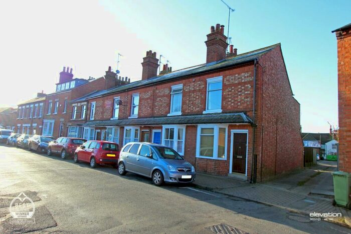 3 Bedroom End Of Terrace House To Rent In Russell Street, Stony Stratford, Milton Keynes, MK11