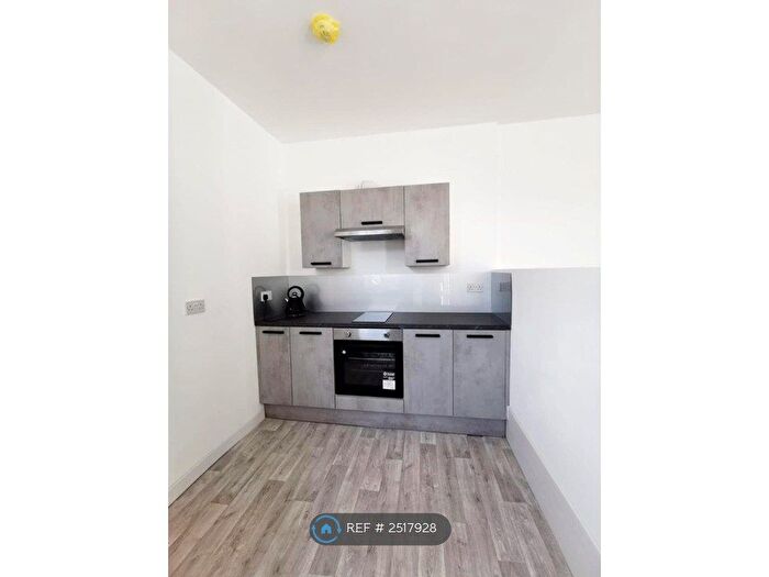 2 Bedroom Maisonette To Rent In Chepstow Road, Newport, NP19