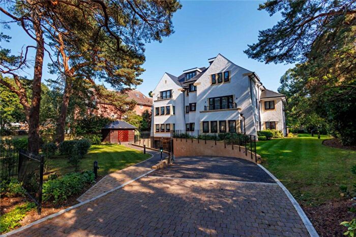 2 Bedroom Apartment For Sale In Hawkhurst, Haven Road, Canford Cliffs, Dorset, BH13