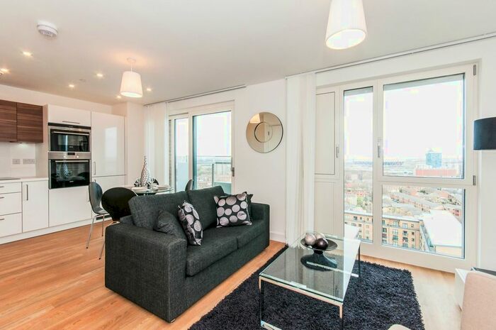 1 Bedroom Flat To Rent In Jefferson Plaza, Bow, London, E3
