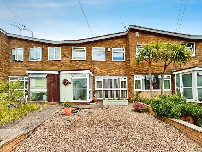 3 Bedroom Terraced House For Sale In Lea Road, Gainsborough, DN21