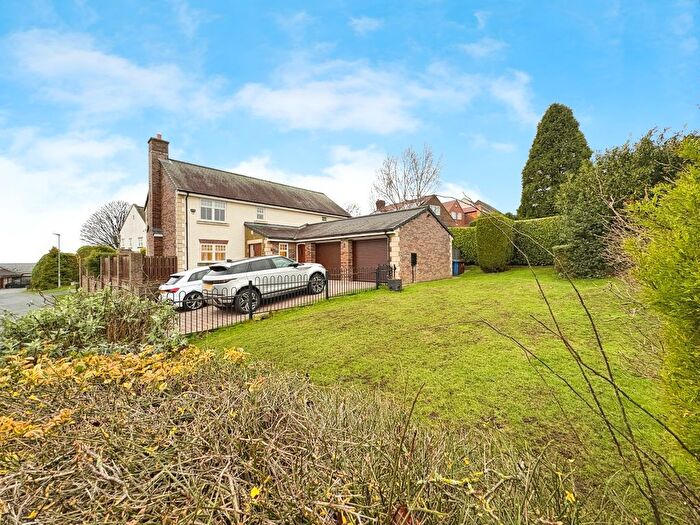 4 Bedroom Detached House For Sale In Heath Hill, Heddon-On-The-Wall, Newcastle Upon Tyne, Northumberland, NE15
